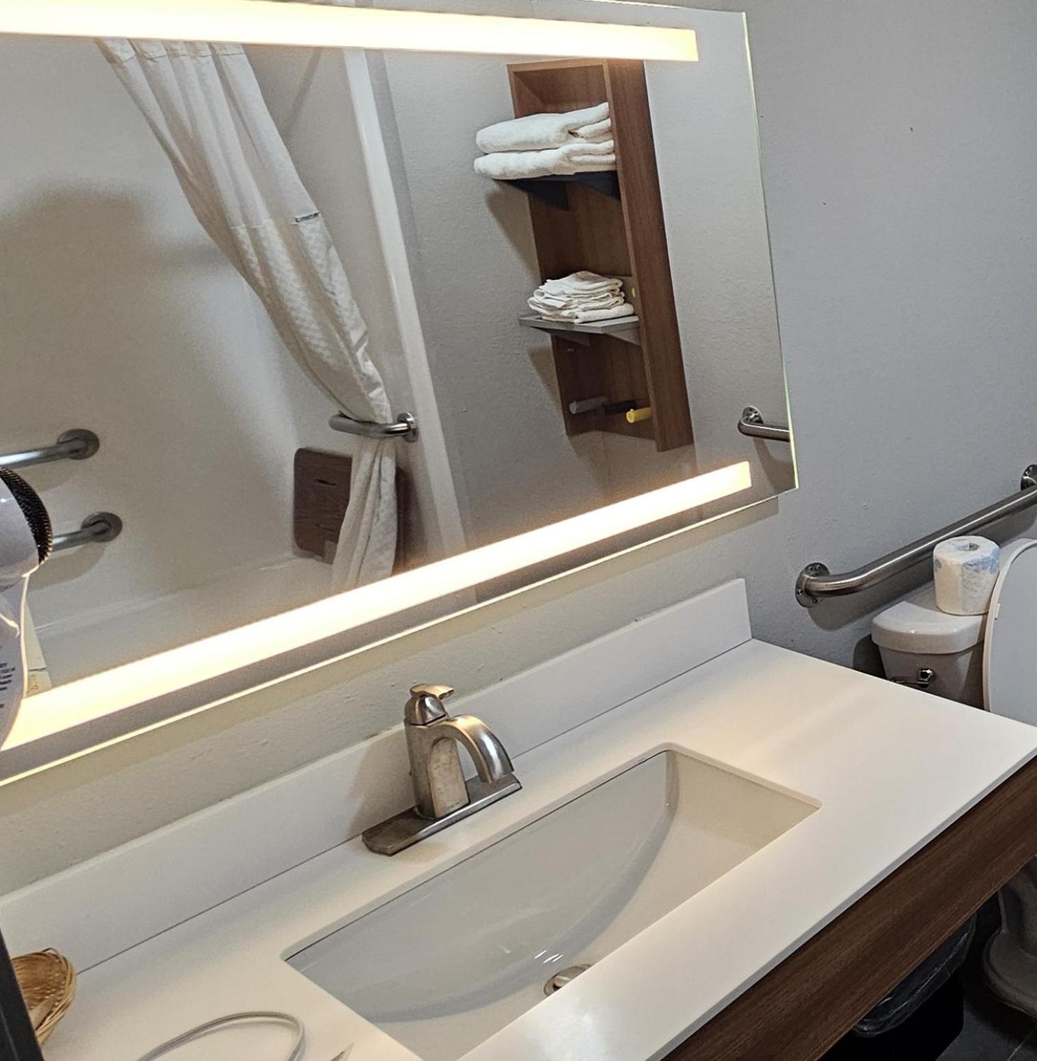 Microtel Inn & Suites By Wyndham Tulsa - Catoosa Route 66 Экстерьер фото
