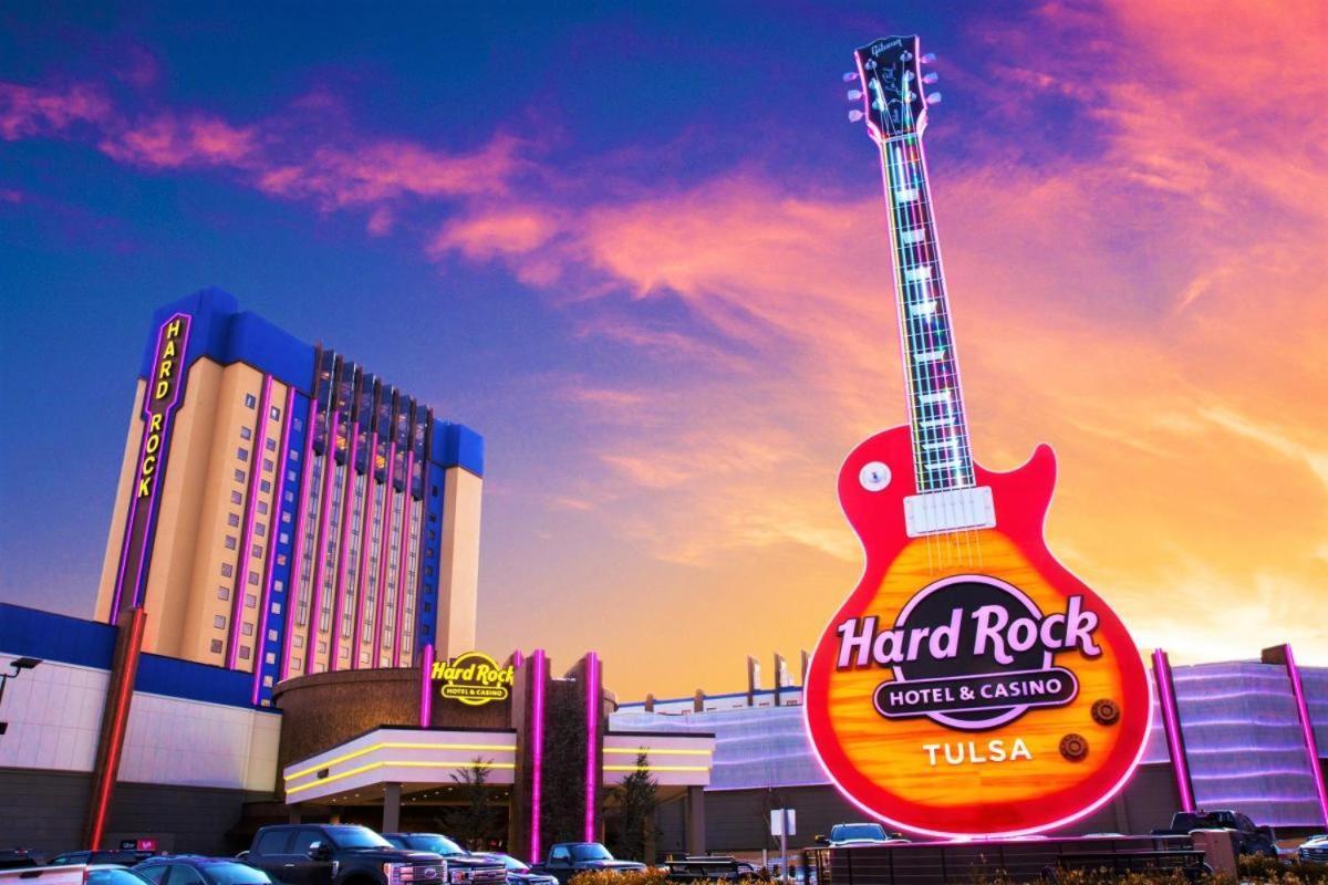 Microtel Inn & Suites By Wyndham Tulsa - Catoosa Route 66 Экстерьер фото
